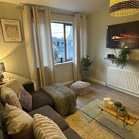 Lovely Modern 2 Bedrom Unit Close To City Center Dalneigh Eksteriør billede