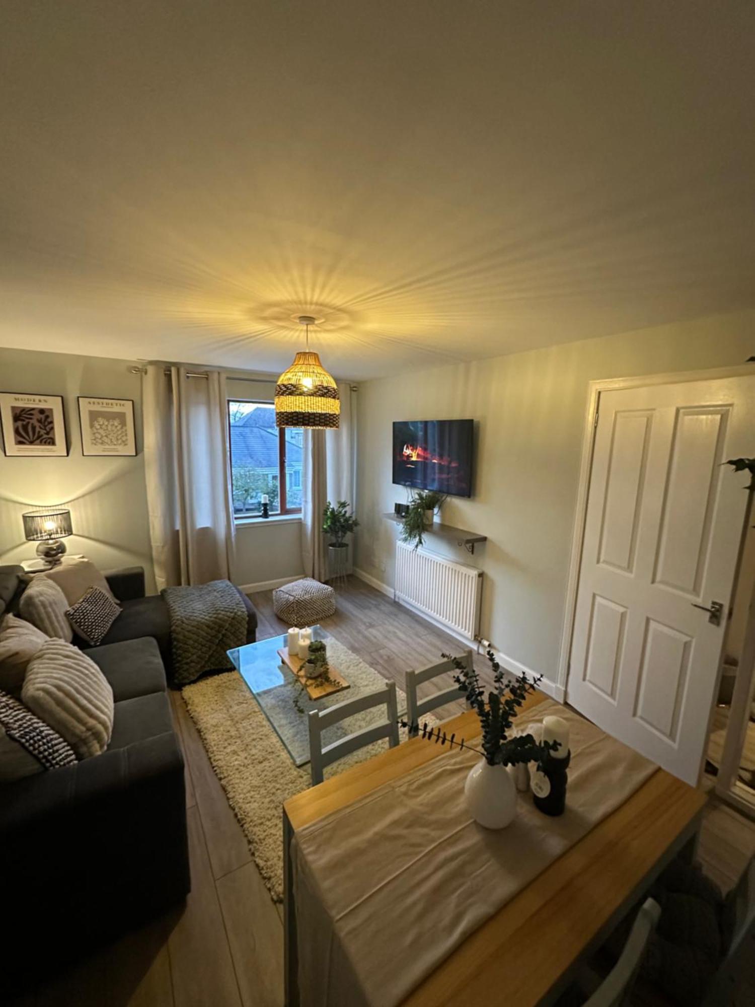 Lovely Modern 2 Bedrom Unit Close To City Center Dalneigh Eksteriør billede